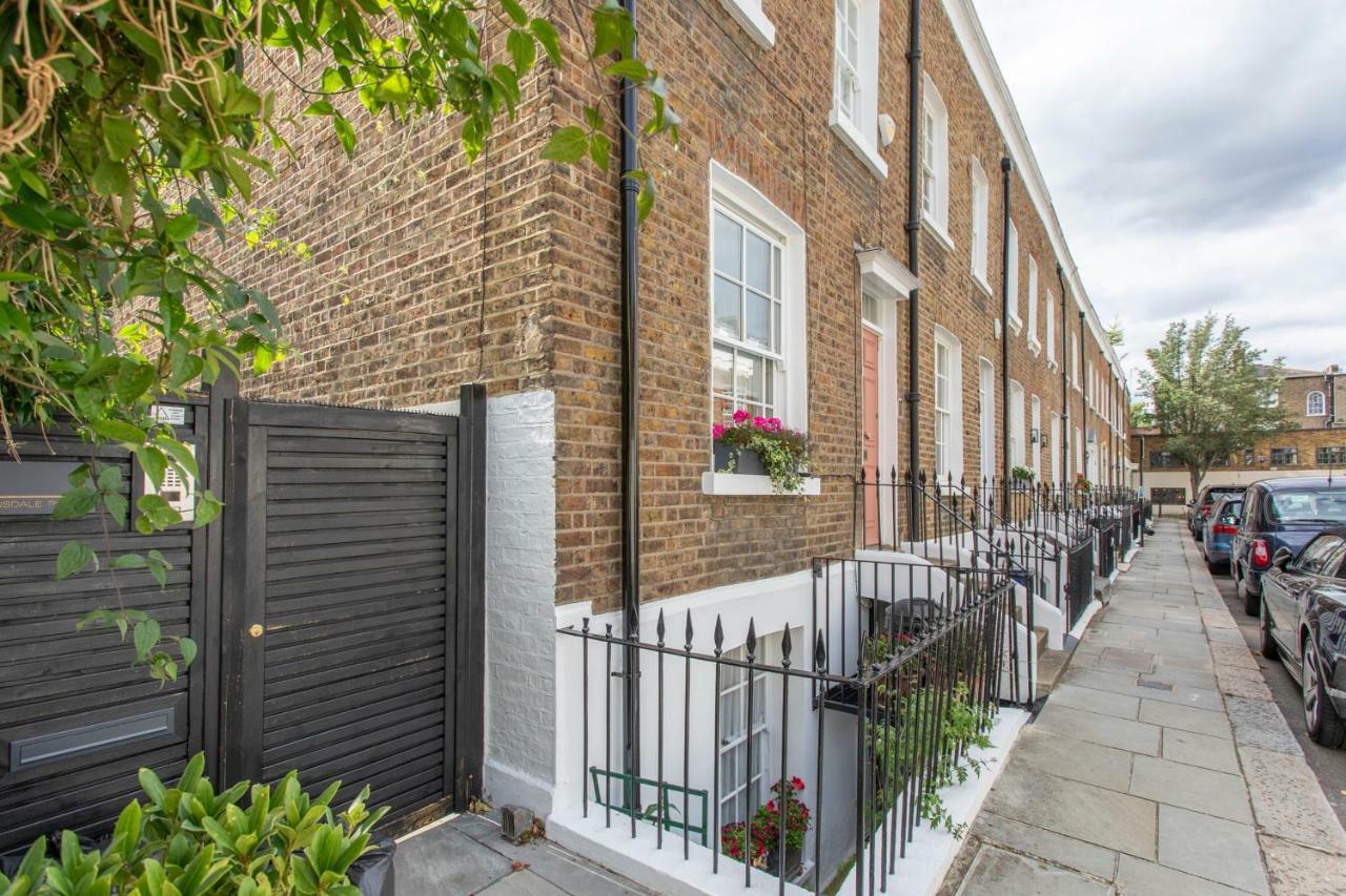 Stunning Gated Home London Ngoại thất bức ảnh