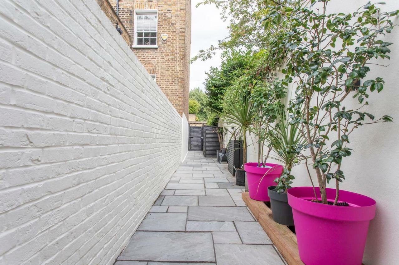 Stunning Gated Home London Ngoại thất bức ảnh